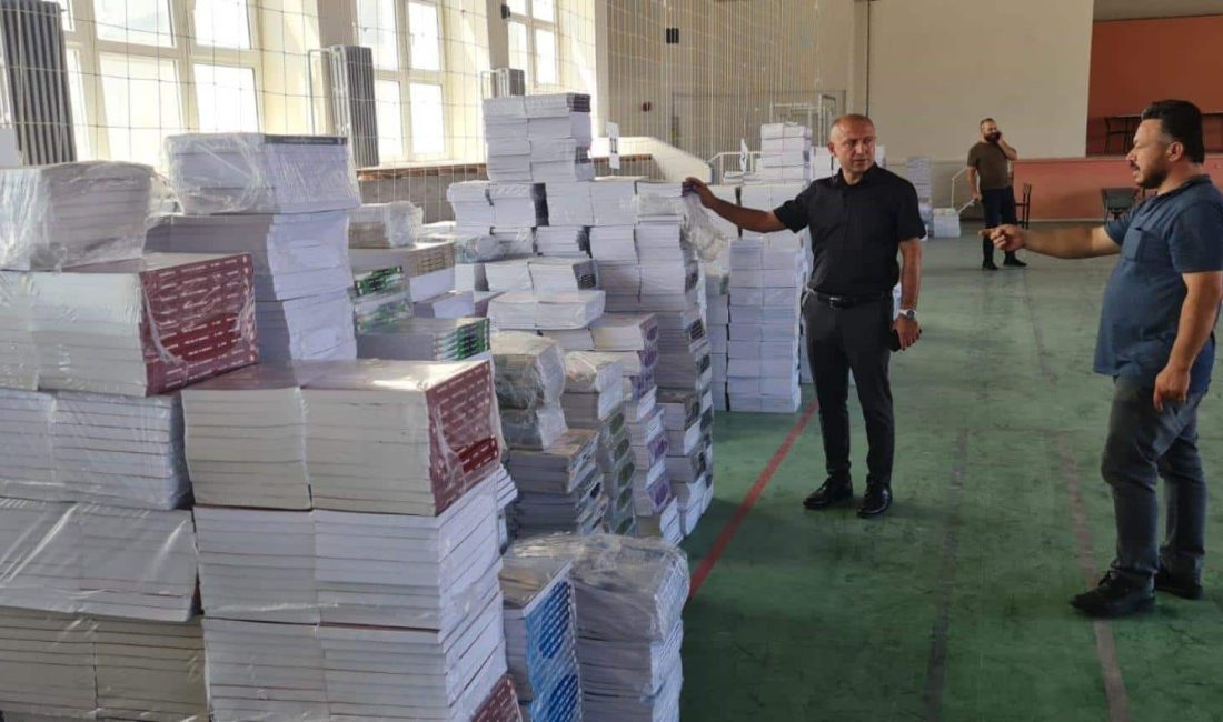 İlçe Milli Eğitim Müdürü Sağlam, Eğitim-Öğretim hazırlık sürecini denetledi Necmettin Sağlam’ın Eğitim-Öğretim Yılı Öncesi Okul Ziyaretleri: Çatı bakım-onarım, iç