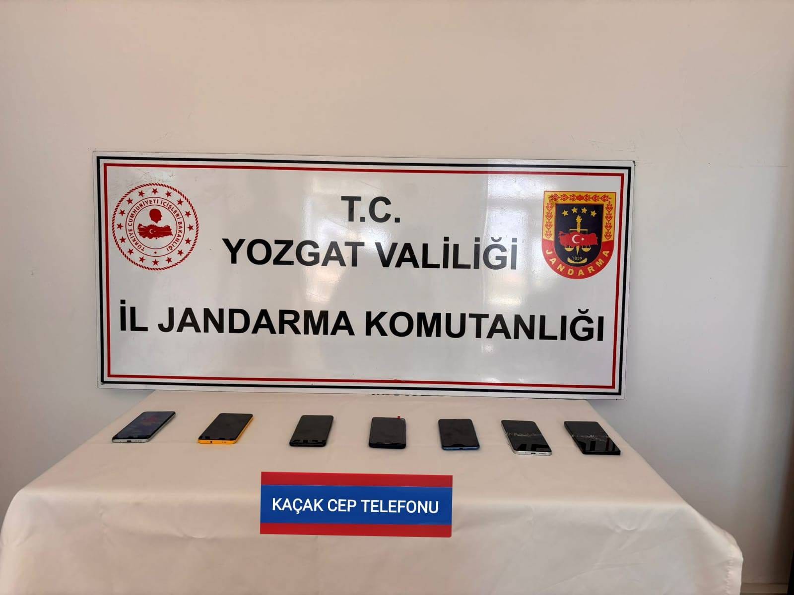 Şefaatli ilçesinde kaçak akıllı telefon operasyonu: Piyasa değeri 350.000 tl