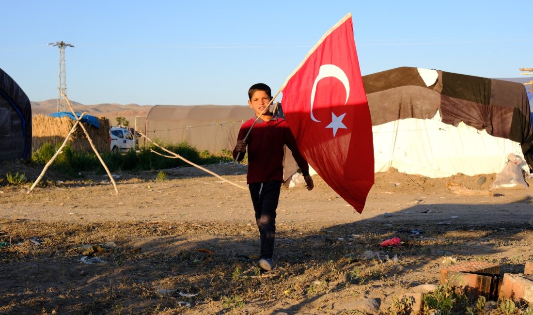 Yerköy ilçemizde, mevsimlik tarım işçilerinin çocuklarına yüzleri güldüren etkinlik, sinema,