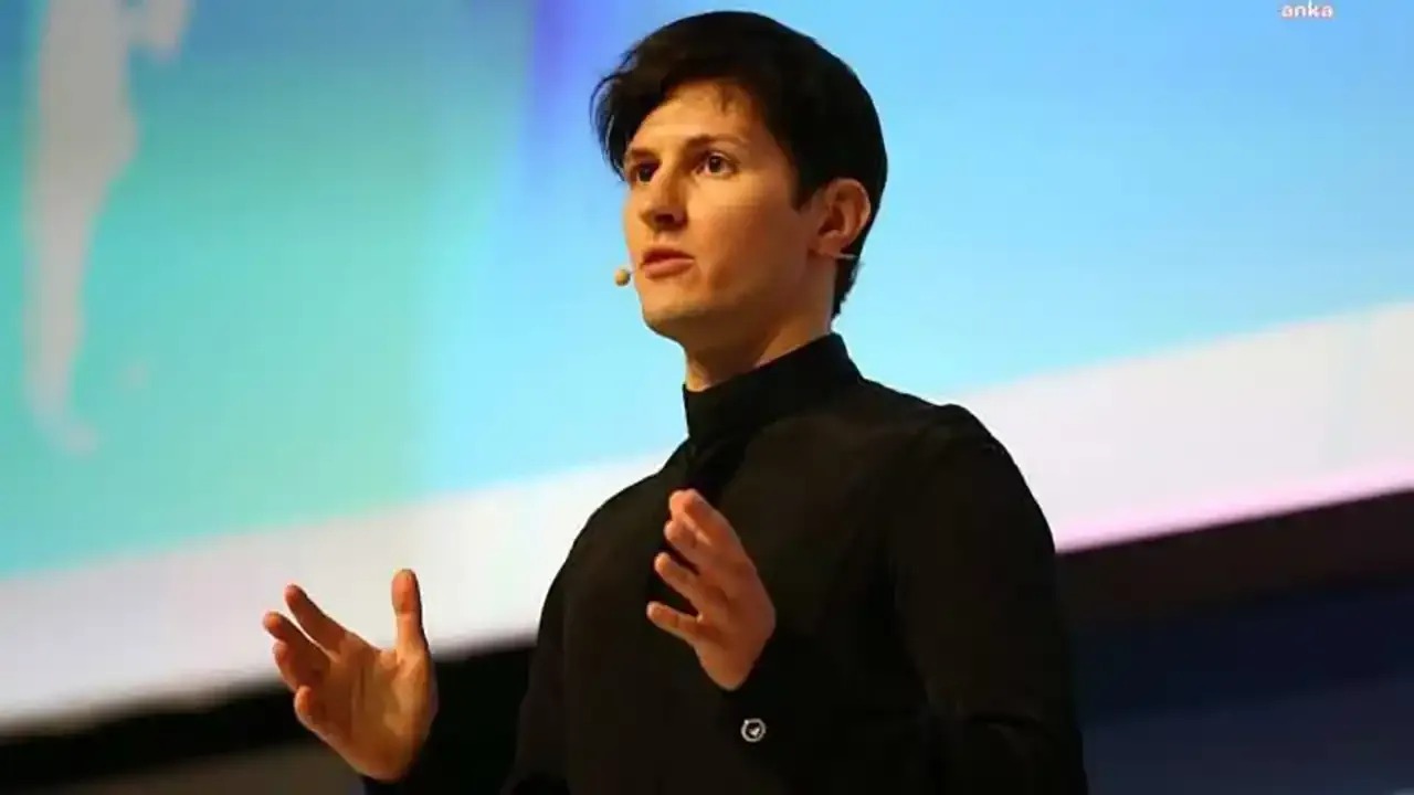 Telegram'ın kurucusu Pavel Durov, Azerbaycan'dan Fransa'ya özel jetle geldiği sırada