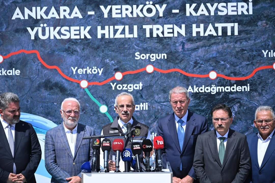 Ulaştırma ve Altyapı Bakanı Abdülkadir Uraloğlu, Yerköy-Kayseri Hızlı Tren Hattı'nı