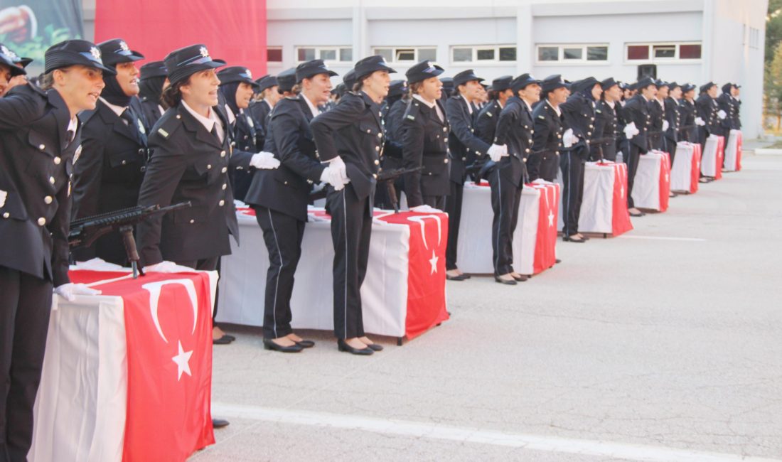 30. Dönem 276 Kadın Polis Adayı Yozgat POMEM’den uğurlandı Yozgat POMEM’de 30. Dönem Mezuniyet Coşkusu: 276 kadın polis yemin