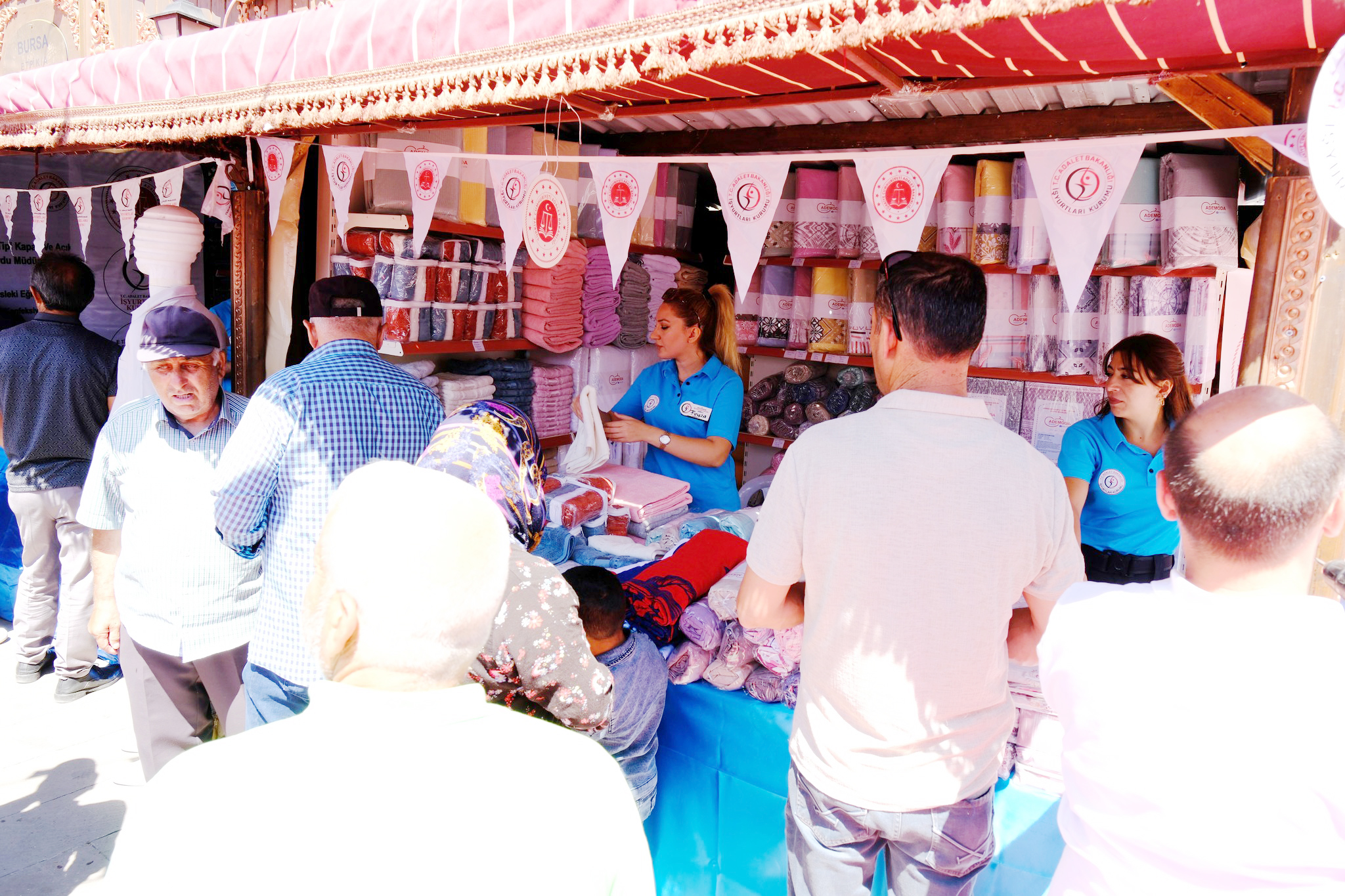 Yozgat'ta Ceza İnfaz Kurumları Ürün ve El Sanatları Fuarı Başladı: