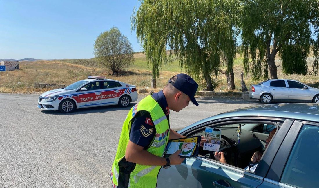 Sürücülere yönelik emniyet kemeri kullanımı ve hız limitleri konulu eğitim