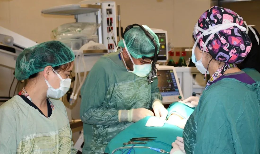 Yozgat Şehir Hastanesi’nde İlk Kez Kullanılan Nöromonitörizasyon Cihazı ile Gerçekleştirilen