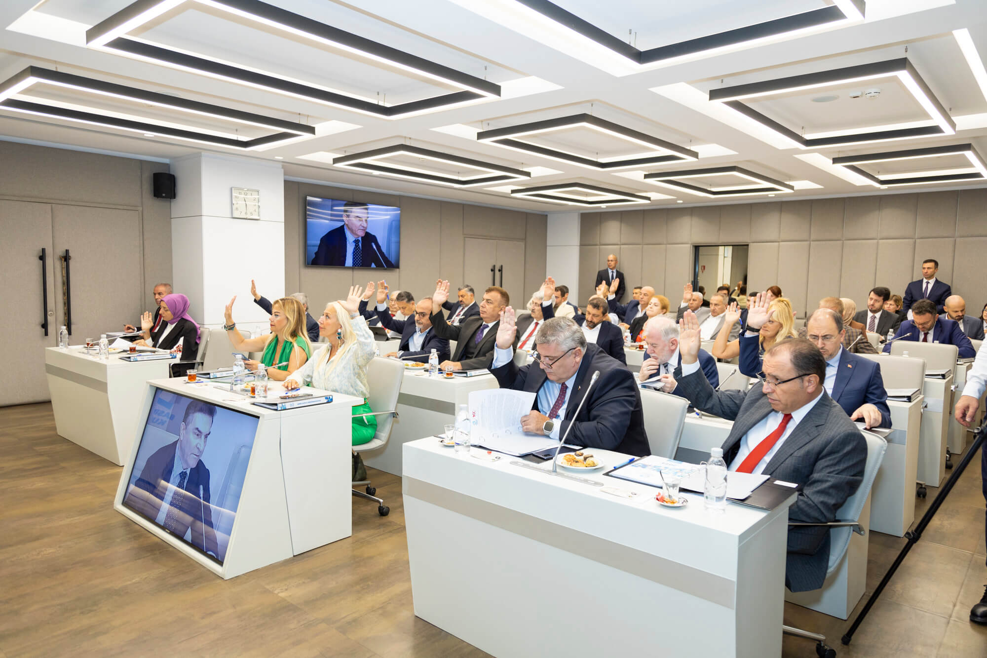 Basın İlan Kurumu Genel Müdürü Cavit Erkılınç, meslek cemiyetlerinin ilan