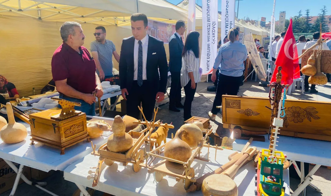 37. Ahilik Haftası Etkinlikleri Çerçevesinde Cacabey Meydanı’nda İlçe Tanıtım Günleri