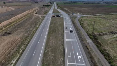 Karayolları Ekipleri, Çerikli-Sekili-Yerköy-Yozgat Güzergahında Yol Çizgilerini Yenilemeye Devam Ediyor.