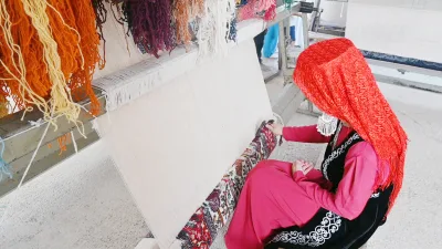 Yozgat’ın Yenifakılı İlçesinde Kırgız Kadınlar, El Dokuması Isparta ve Hereke