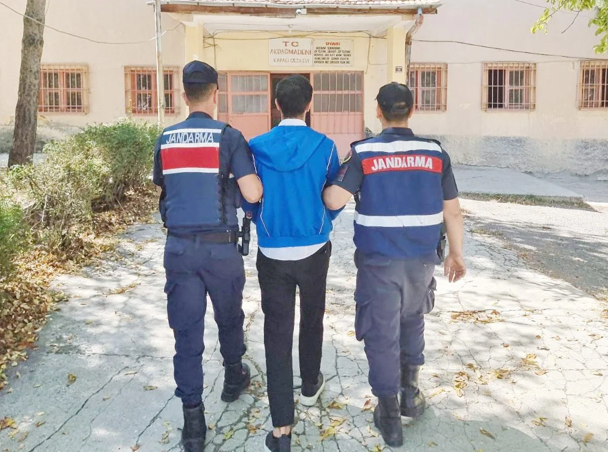  Şantaj ve Cinsel Taciz Suçlarından Hapis Cezası Bulunan B.G.