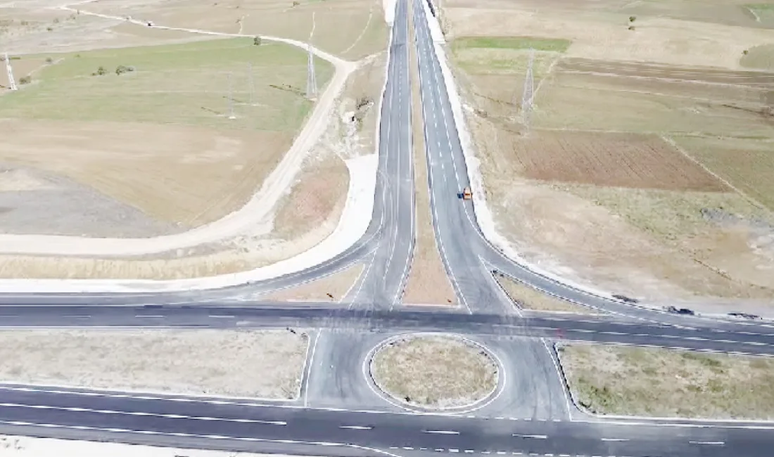 Yozgat Havalimanı’na ulaşımda son aşamaya gelindi Yozgat Valisi Mehmet Ali Özkan, Yozgat Havalimanı’na ulaşım ağlarında sona