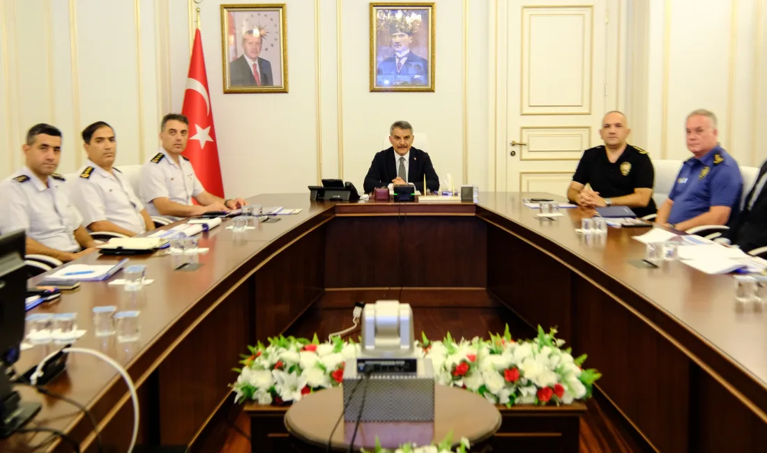 Yozgat Valisi Mehmet Ali Özkan’ın başkanlığında gerçekleştirilen toplantıda okul güvenliği