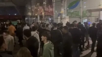 iPhone'un Yeni Modeli, 65 Bin TL’den Başlayan Fiyatlarla Satışa Sunuldu!