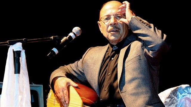 Kırşehir’de Halk Konserinde Skandal, Ahmet Tekkuş, Neşet Ertaş’a hakaret etti Kırşehir Belediyesi'nin Halk Konserinde Skandal: Sanatçı Ahmet Tekkuş, Merhum Neşet