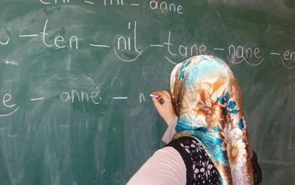 Yerköy Halk Eğitimi Merkezi'nden Ücretsiz Okuma Yazma Kursu: Vatandaşlar ve