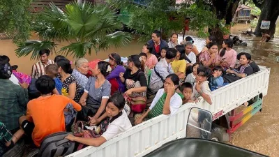 Myanmar‘da Yagi Tayfunu’nun neden olduğu şiddetli yağışlar sonucu meydana gelen