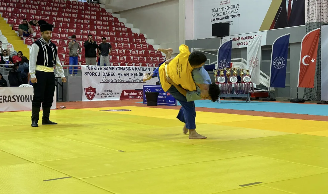 Bozok Yaylası Kuşak Güreşçilerine Ev Sahipliği Yapıyor Rıza Kayaalp Spor Salonu'nda 40 İlden 343 Sporcunun Katıldığı Kuşak