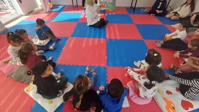 Çiçekdağı'nda Okul Öncesi Öğrencileri ve Ahi Evran Üniversitesi Öğrencileri Bir