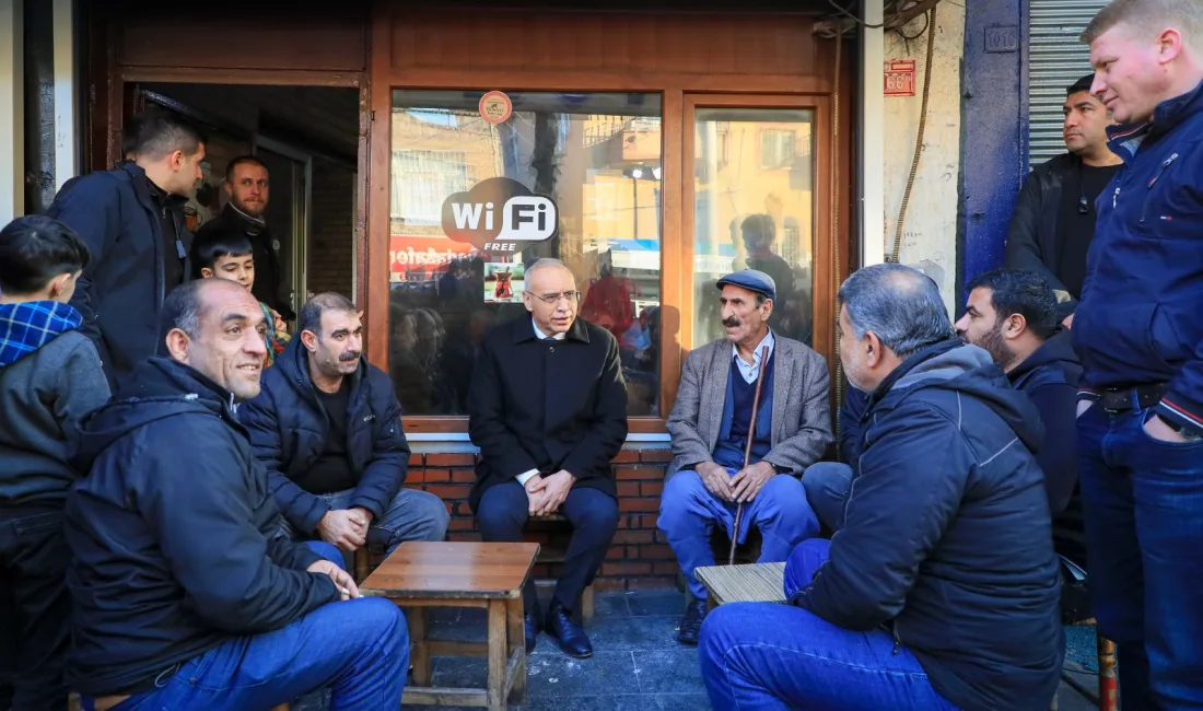 Bitlis ve Sakarya'dan Sonra Diyarbakır'da Göreve Devam Eden Fatih Kaya,