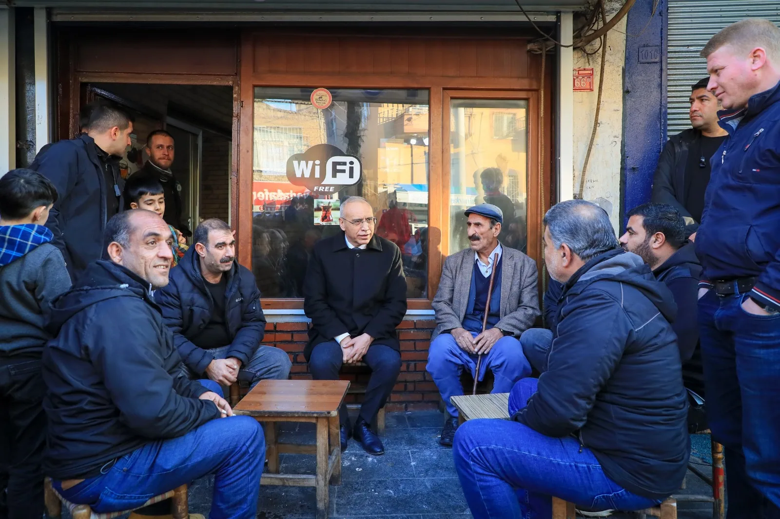 Bitlis ve Sakarya'dan Sonra Diyarbakır'da Göreve Devam Eden Fatih Kaya,