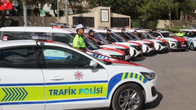 Cumhuriyet Meydanı’nda Törenle Teslim Edilen 48 Araç, Yozgat’ta Güvenlik ve