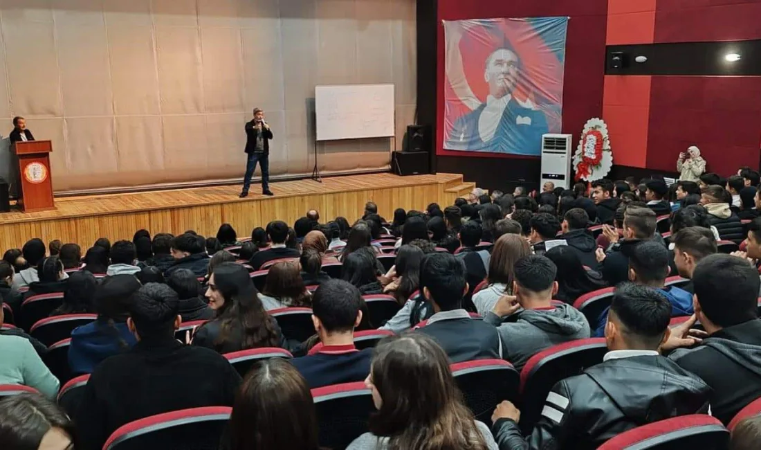 Yerköy’de Usta Oyunculardan Sınav Kaygısı ve Değerler Eğitimi Üzerine Öğrencilere