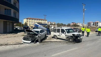 Yerköy ilçemizde 100. Yıl Mahallesi TOKİ kavşağında meydana gelen trafik