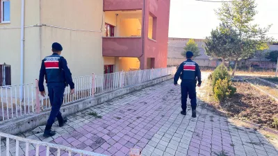 Yozgat Jandarma, okullarda güvenlik denetimlerini sıkılaştırdı. Aydıncık ve Yerköy ilçelerinde