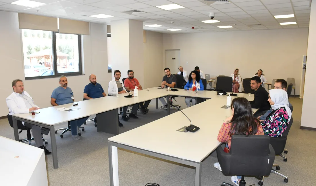 Yozgat Şehir Hastanesi'nde Personelle Düzenlenen Konsey Toplantılarında Hastane Faaliyetleri ve