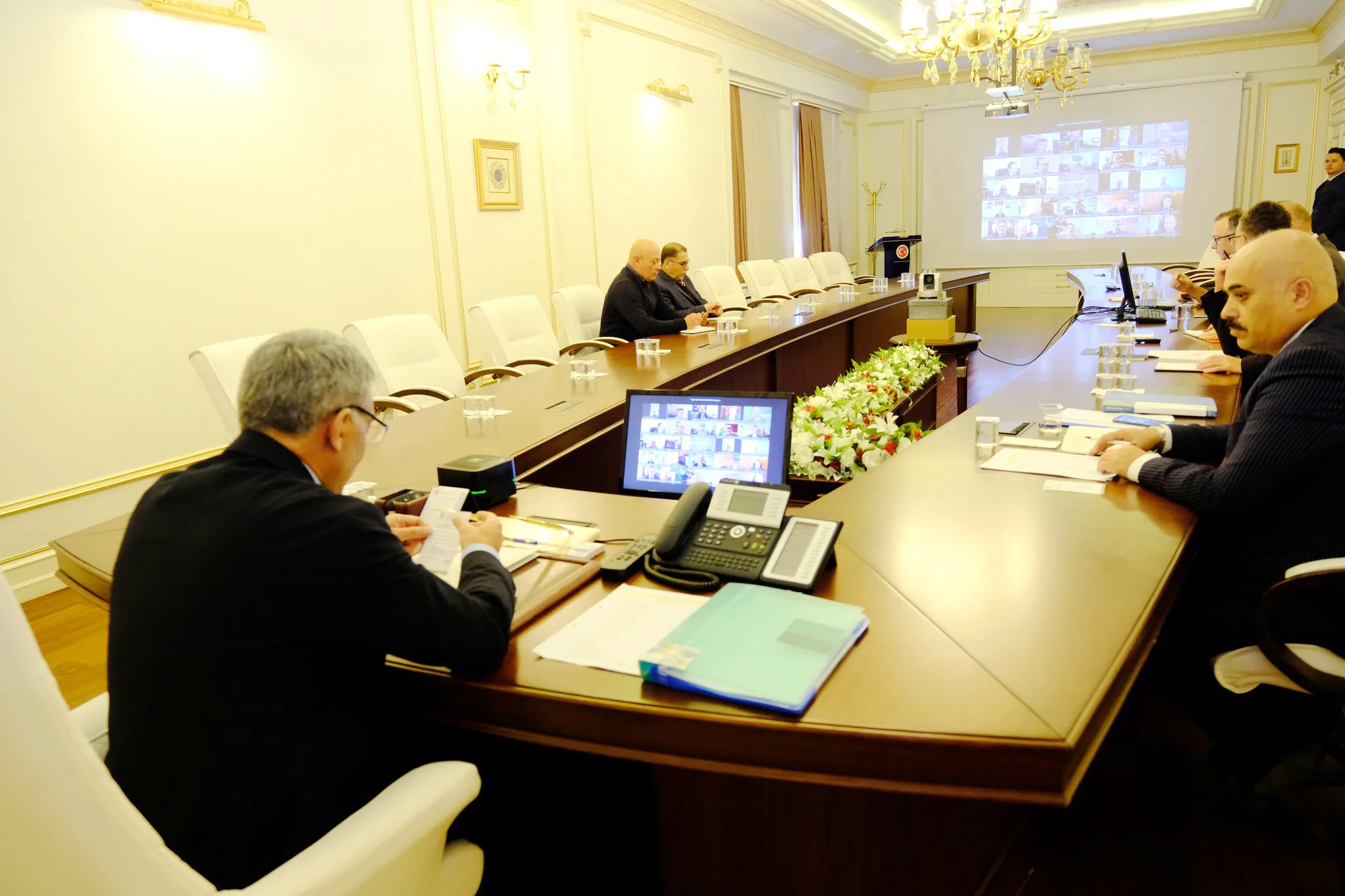 Yozgat Valisi  Mehmet Ali Özkan, 67,4 Milyar Liralık 252