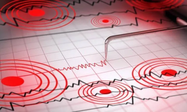Hatay'ın Yayladağı ilçesinde meydana gelen 4 büyüklüğündeki deprem, çevre iller