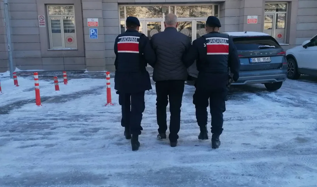 Yozgat İl Jandarma Komutanlığı ekiplerinin gerçekleştirdiği operasyonla, hakkında kesinleşmiş hapis