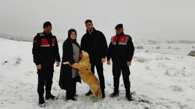 Yozgat İl Jandarma Komutanlığı ekipleri, Şahmuratlı Köyü'nde kaybolan cins köpeği