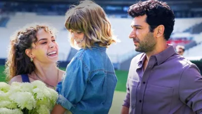 Ebru Şahin ve Murat Yıldırım’ın başrolünde yer aldığı Gizli Bahçe