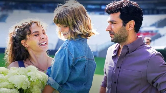 Ebru Şahin ve Murat Yıldırım’ın başrolünde yer aldığı Gizli Bahçe