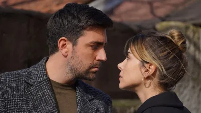 Kalpazan dizisinin 6. bölümünde, Adem’in sahte para basma operasyonu giderek