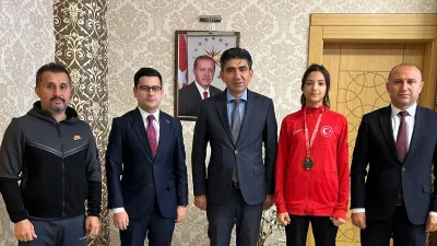 Yerköy'ün başarılı sporcusu İrem Örül, Avrupa Yıldızlar Taekwondo Şampiyonası’nda kazandığı