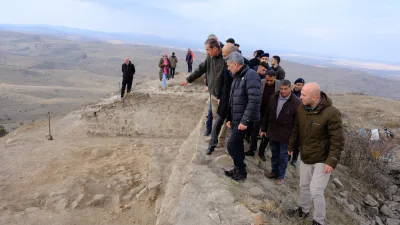 Yozgat'ın Sorgun ilçesindeki Kerkenes Harabeleri'nde yapılan kazılarda, Keykavus Kalesi’nin surları