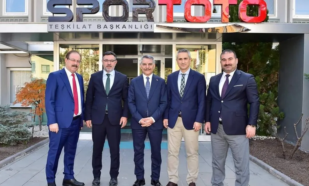 Yerköy Belediye Başkanı Av. Fatih Arslan, mevcut kapalı spor salonunun