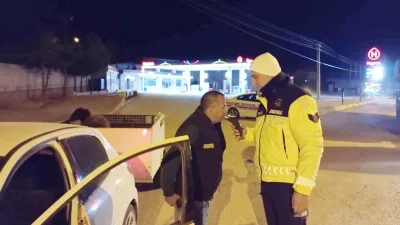 Yozgat İl Jandarma Komutanlığı ekipleri, Sorgun-Çekerek Karayolu üzerinde gerçekleştirdiği alkol