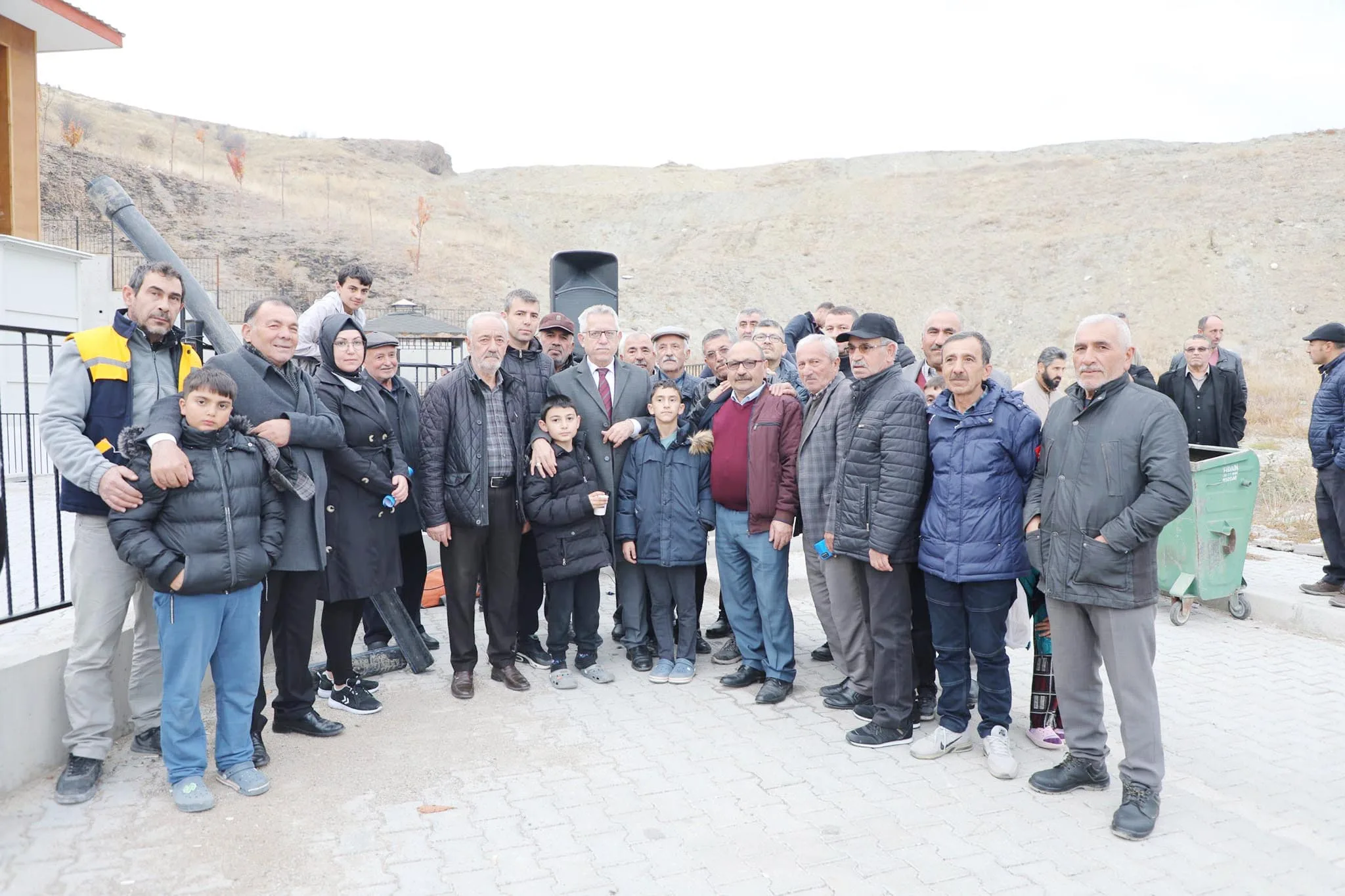 Yozgat Belediye Başkanı Kazım Arslan, Sarıhacılı TOKİ’deki su kesintilerinin, kalitesiz
