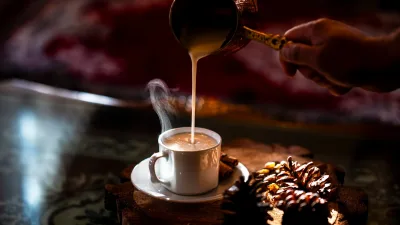 Akdağmadeni’nin tescilli salebi, soğuk günlerde hem içimizi ısıtıyor hem de