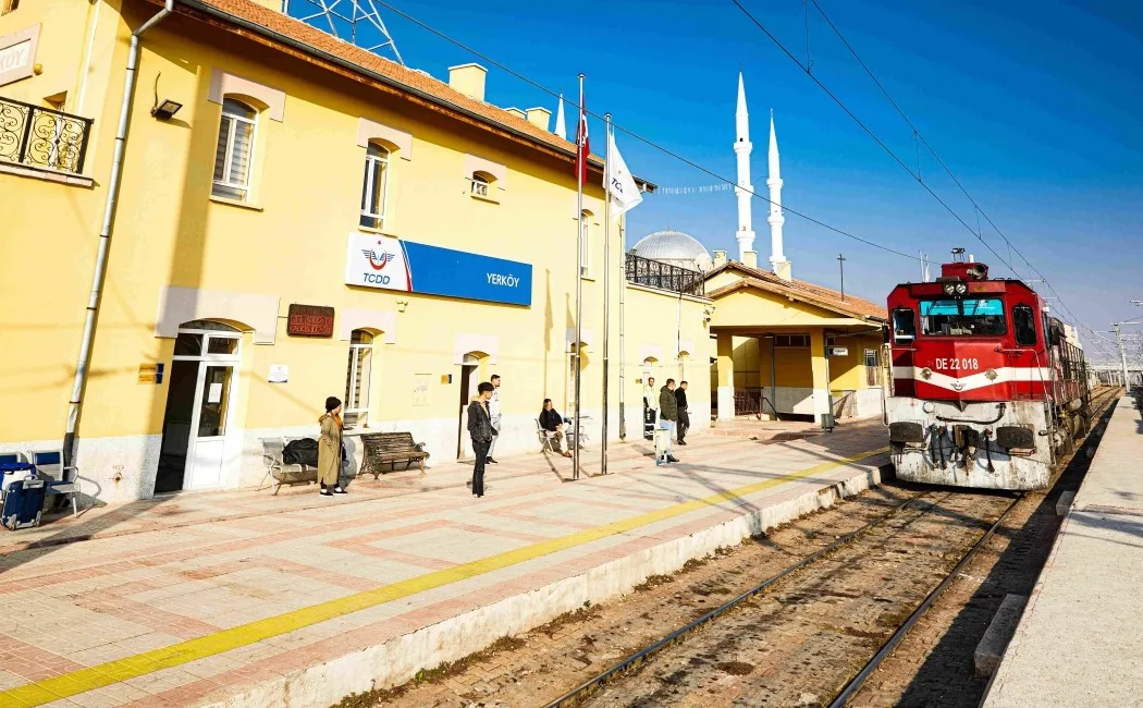 Yerköy Tren İstasyonu, 1925'ten bu yana Yozgat ve çevresinin ulaşımında
