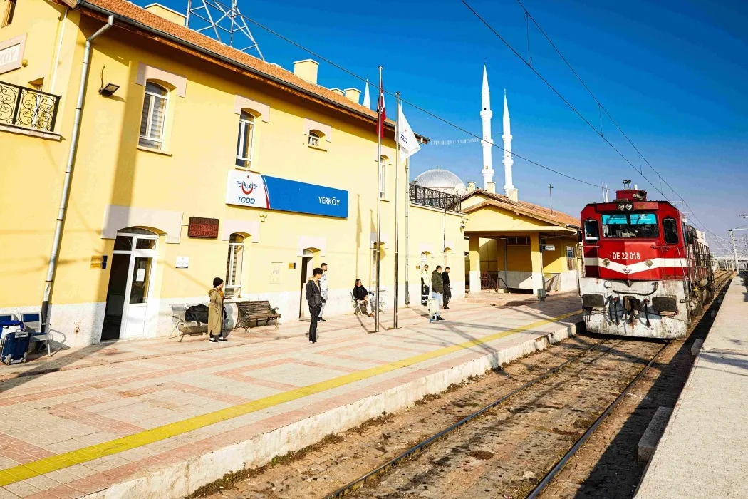 Yerköy Tren İstasyonu, 1925'ten bu yana Yozgat ve çevresinin ulaşımında