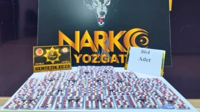 Narkotik ekiplerinin düzenlediği operasyonda, ilimize uyuşturucu hap getirmeye çalışan 5