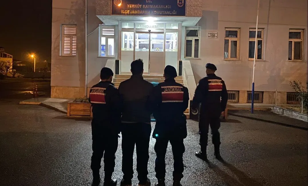 Yozgat İl Jandarma Komutanlığı ekiplerinin Saraykent ve Yerköy’de gerçekleştirdiği operasyonda,