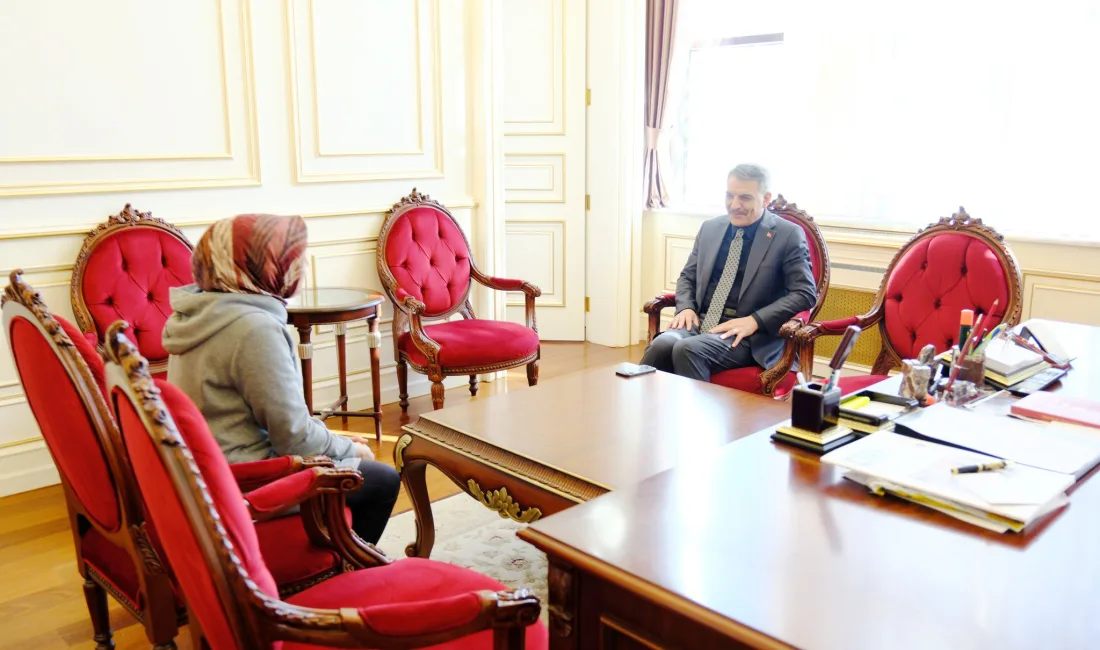 Yozgat Valisi Mehmet Ali Özkan, her hafta düzenlediği halk günü