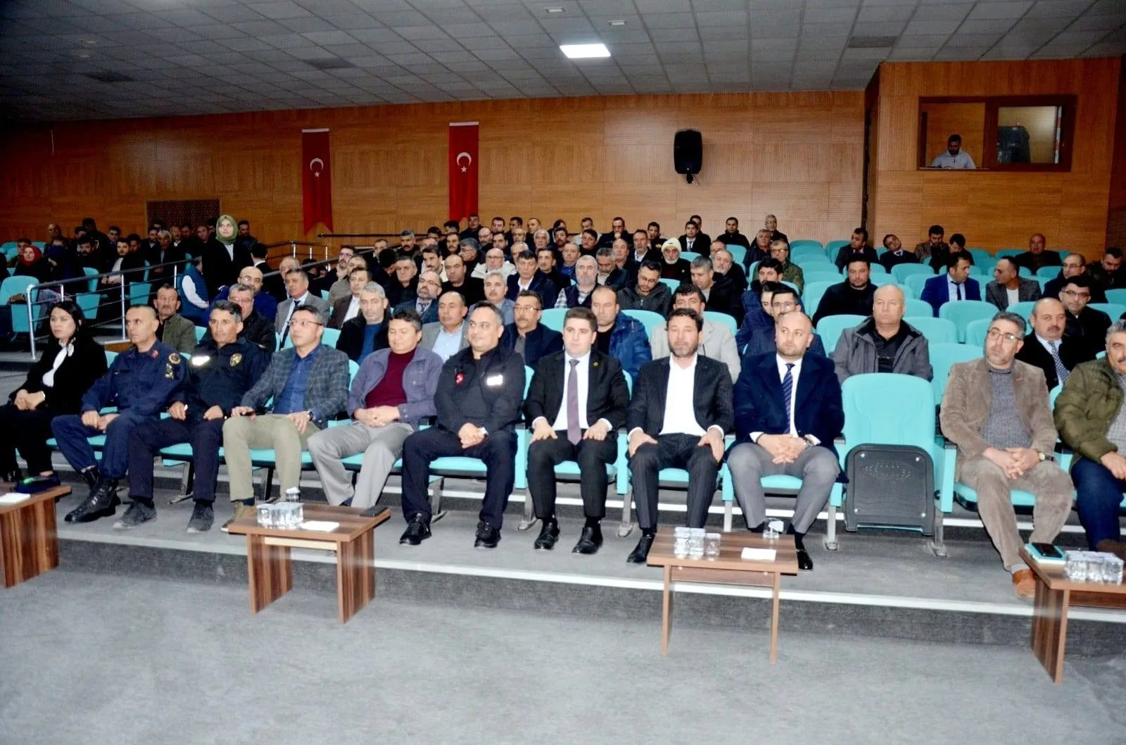 Yozgat Valiliği koordinesinde düzenlenen hizmet içi eğitimlerde, kamu personeli ve