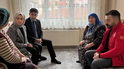 Yerköy Kaymakamı Muharrem Coşgun, eşi Şerife Coşgun ve Vakıf Müdürü