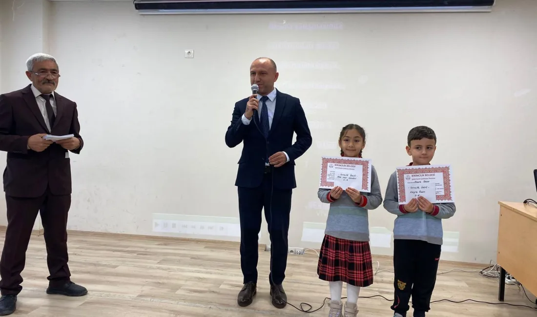 Yerköy İlçe Milli Eğitim Müdürü, Şehit Kamil Çelikkaya İlkokulu’nun Kitap